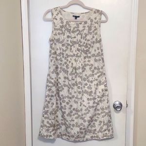 Adorable Gap dress, floral print, size 8